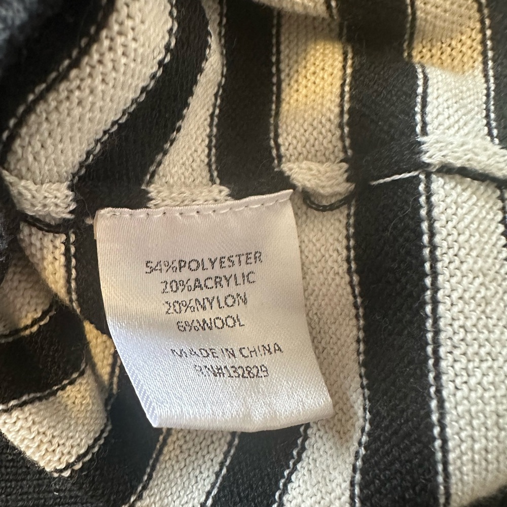 House of Harlow 1960 X Revolve Britt Sweater in Black + White Stripe, Size XXS. - Picture 8 of 8